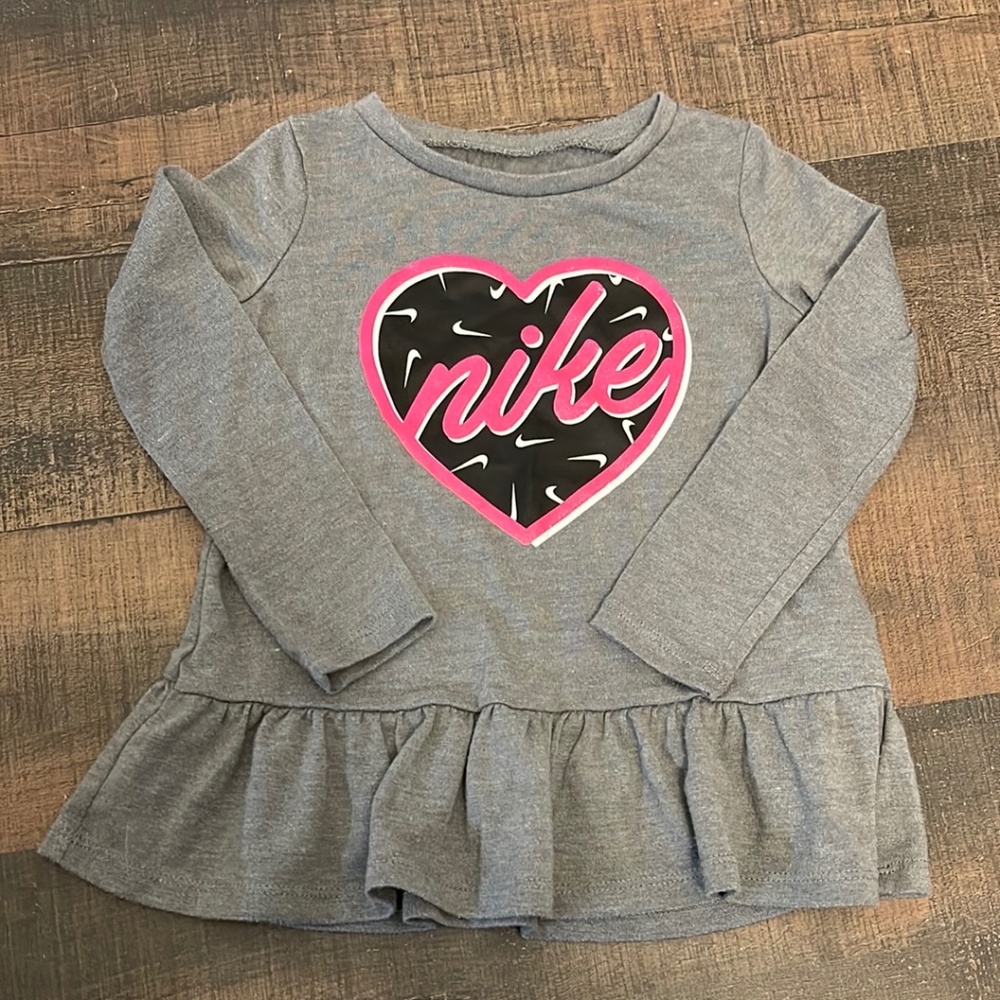 Nike girls size 2T long sleeve shirt